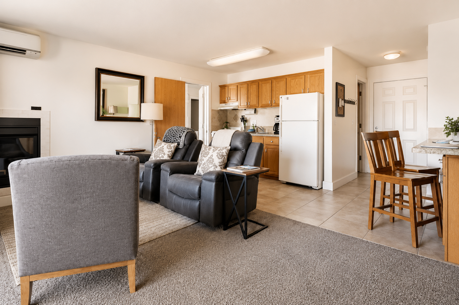 Downtown Bend balcony property photo